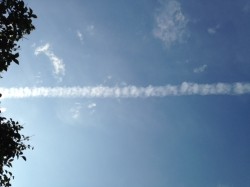 へなちょこ飛行機雲